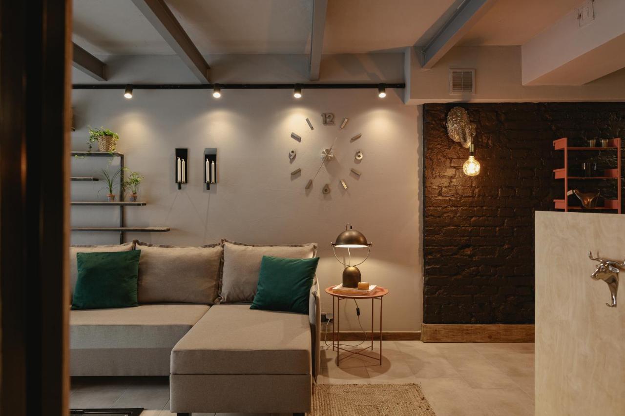 City Garage Apartment - Lwowska 9 วอร์ซอ ภายนอก รูปภาพ