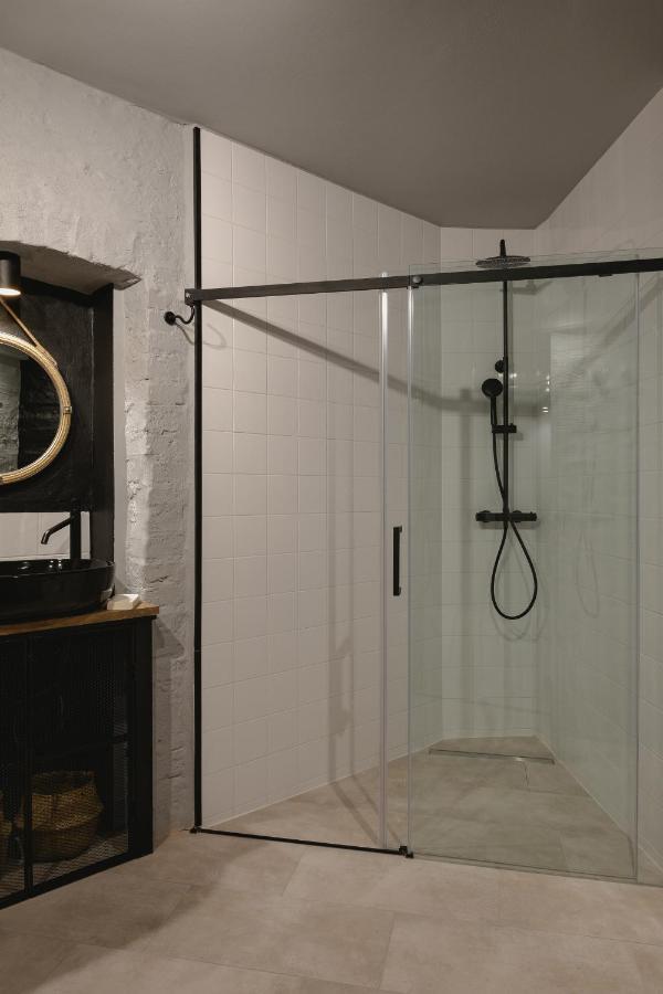 City Garage Apartment - Lwowska 9 วอร์ซอ ภายนอก รูปภาพ