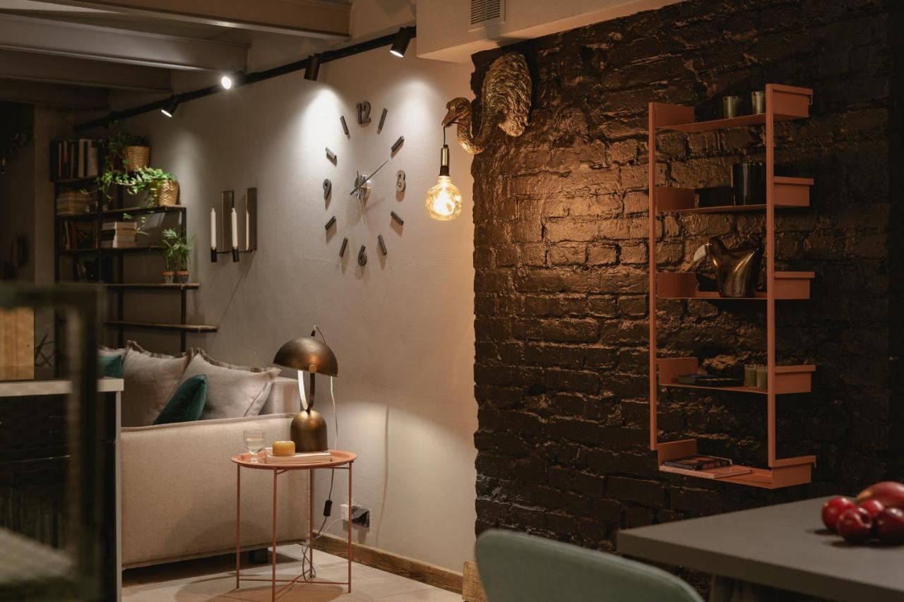 City Garage Apartment - Lwowska 9 วอร์ซอ ภายนอก รูปภาพ