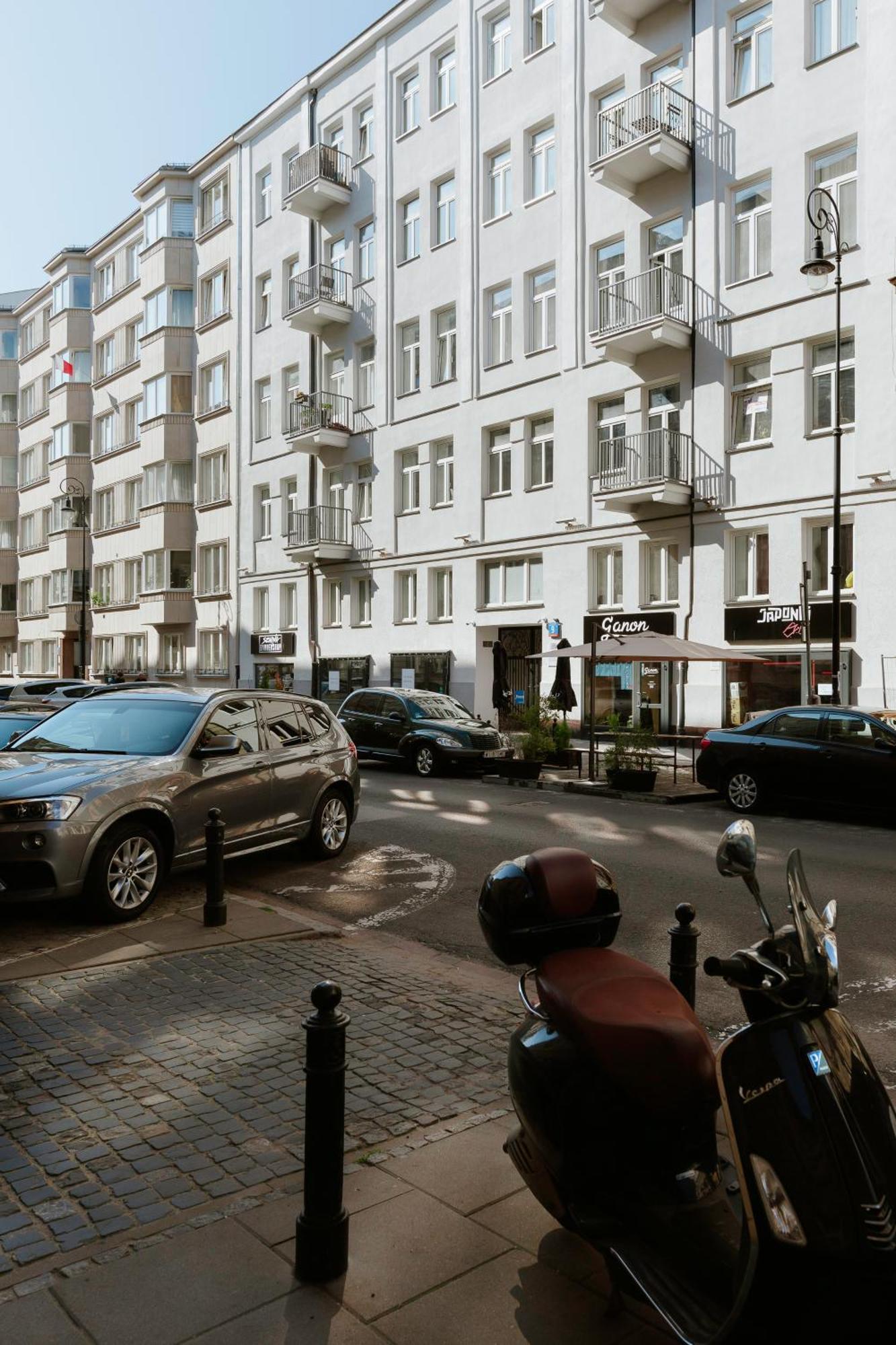 City Garage Apartment - Lwowska 9 วอร์ซอ ภายนอก รูปภาพ